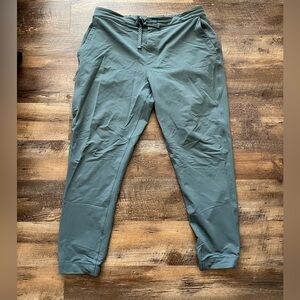 Patagonia Skyliner Traveler Pants